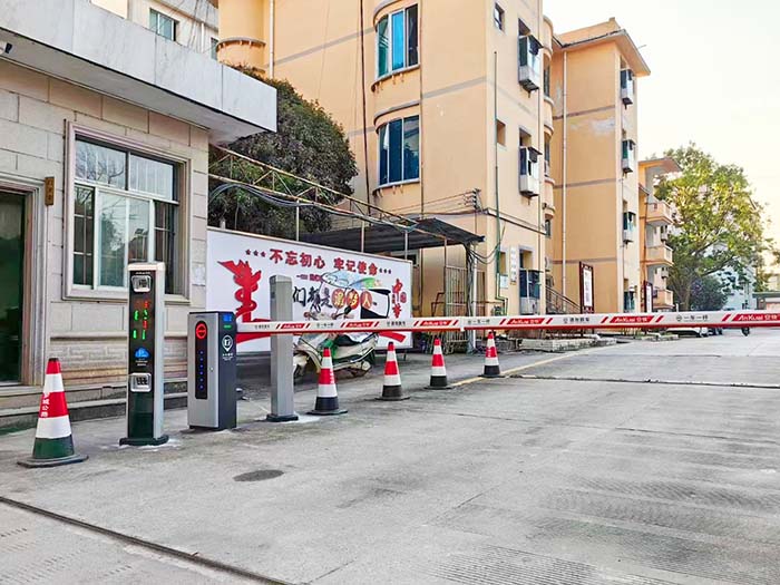 社區(qū)車牌識(shí)別系統(tǒng)