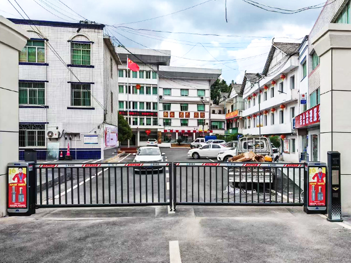 某單位采用 “安快” 車(chē)牌識(shí)別系統(tǒng)